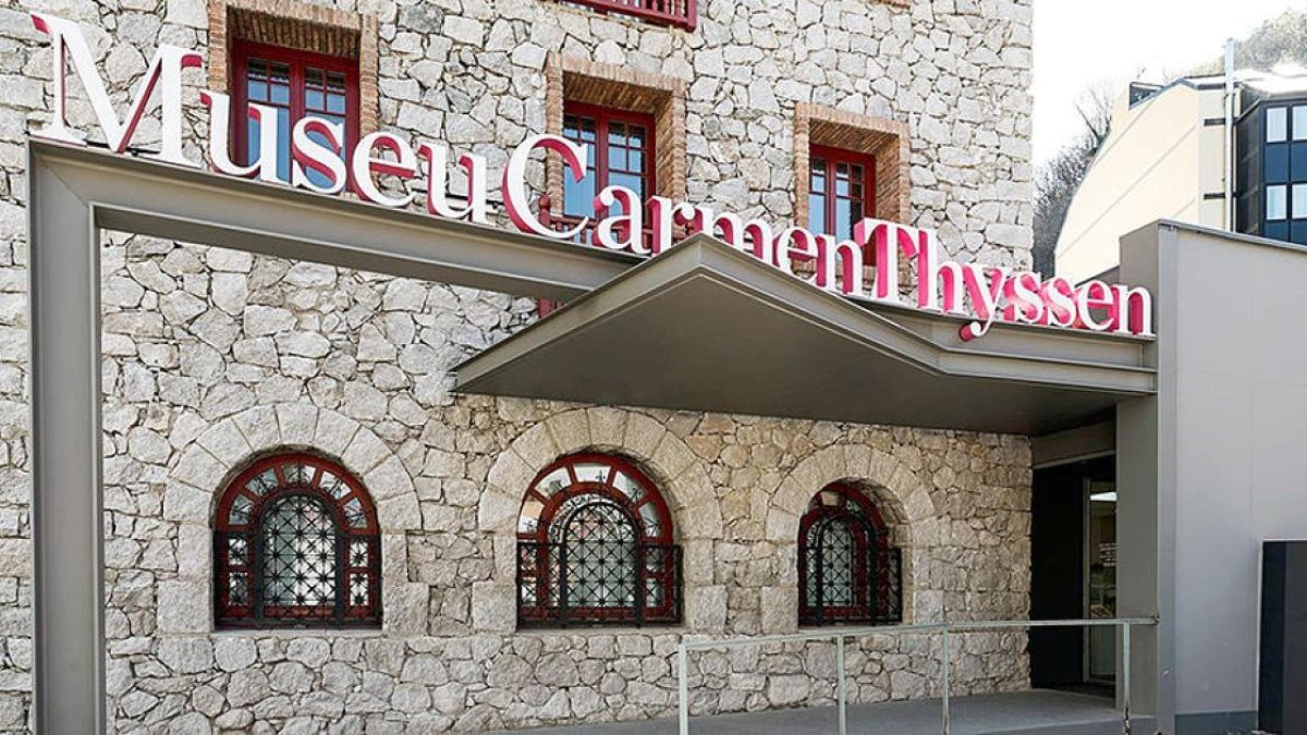 Les activitats continuen fora de la neu Viatja al passat als nostres museus i monuments A Andorra hi ha un total de 19 museus repartits per totes les parròquies que t'aproparan a la història andorrana en primera persona. Coneixeràs i aprendràs com s'elaborava el ferro a la Farga Rossell o com es produeix l'electricitat al MW Museu de l’electricitat, observaràs les millors mostres d'art al Museu Carmen Thyssen Andorra i al Centre d’Art d’Escaldes-Engordany, podràs immiscir-te en la vida d'una família noble i acabalada de l'Andorra d'antany a la Casa Senyorial d’Areny Plandolit i, fins i tot, gaudiràs d'un contrast magnífic entre tradició, culte i la tecnologia més avantguardista amb el mapatge de l'església de Santa Coloma i el Museu Espai Columba. Caldea, el balneari termal més gran del sud d'Europa Pel que fa a Caldea, et proposem gaudir d'un bany completament reparador en un espai íntim i confortable, on a més gaudiràs de tots els beneficis i propietats de les aigües termals per al teu cos. A més, recorda que l'entrada Prèmium també t'ofereix accés a un conjunt de tallers Wellness que enriquiran encara més la teva experiència. També podràs demanar algun dels tractaments estrella de Caldea. Quedaràs com nou! Per últim, no oblidis que pots reservar un sopar al restaurant Siam Shiki per posar un fermall d'or a la teva experiència. Recorre els nostres carrers i descobreix totes les propostes que tenim per a tu! Finalment, no et pots perdre el nostre paradís de les compres, The Shopping Mile: una avinguda que agrupa les principals botigues de les parròquies d’Andorra la Vella i Escaldes-Engordany, on gaudiràs d’una experiència de compra única, fàcil i entretinguda. Trobaràs tot un ventall de productes de les marques més conegudes, amb preus i descomptes únics i exclusius! No t’ho perdis! Gaudeix d’un plat tradicional per entrar en calor! Per últim, fes que la teva experiència sigui de 10, complementa el teu dia d’activitats a la neu amb un deliciós àpat calent en algun dels nostres restaurants típics de cuina andorrana. A Andorra comptes amb una gran varietat de bordes i de restaurants tradicionals, podràs gaudir de deliciosos plats de gastronomia autòctona, que t’ajudaran a entrar en calor, alhora que delectaràs el teu paladar!